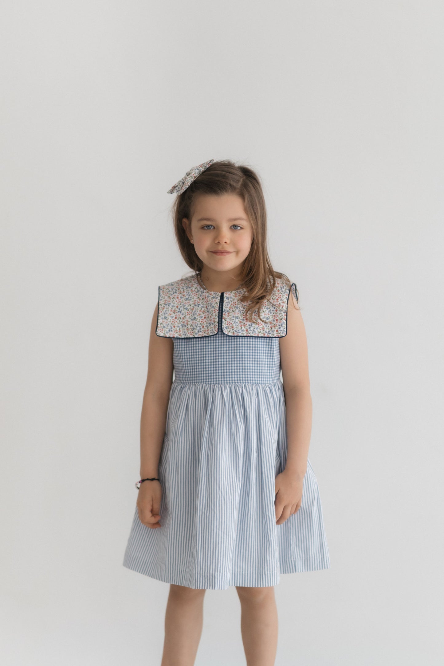 VESTIDO GOLA